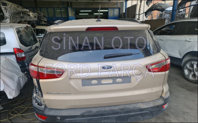 Ford Ecosport arka bagaj kapağı